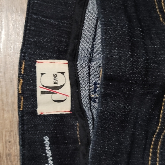 Like New Capri style jeans siz 14 made by D/C faded look mid leg Savvy dark blue - Picture 7 of 16